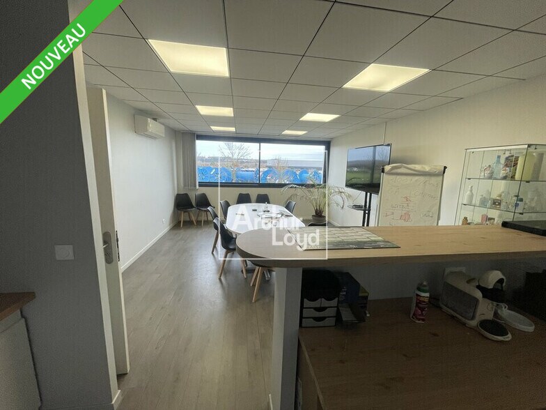 Bureau dans Marolles-sur-Seine à louer - Photo intérieure – Image 3 sur 4