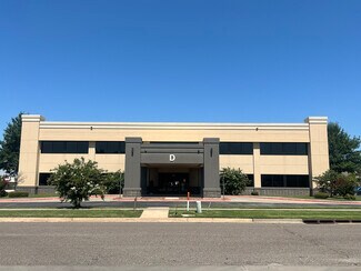 Plus de détails pour 401 SW 80th St, Oklahoma City, OK - Bureau à vendre