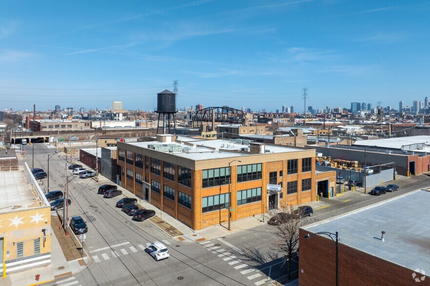 1750 W Fulton St, Chicago, IL à louer - Aérien – Image 2 sur 15