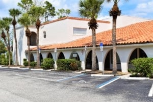 Plus de détails pour 2431 Aloma Ave, Winter Park, FL - Coworking à louer