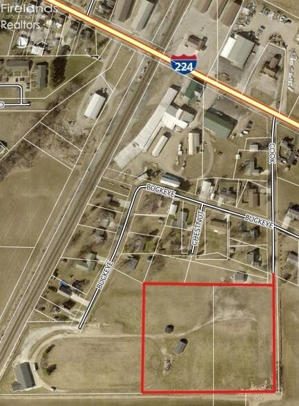 108 Cook Dr, Attica, OH à louer - Photo de l’immeuble – Image 1 sur 1