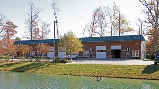 Plus de détails pour 314-324 Old York Hampton Hwy, Yorktown, VA - Industriel/Logistique à louer