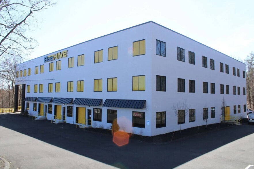 250 Turnpike Rd, Southborough, MA à louer - Photo de l’immeuble – Image 1 sur 22