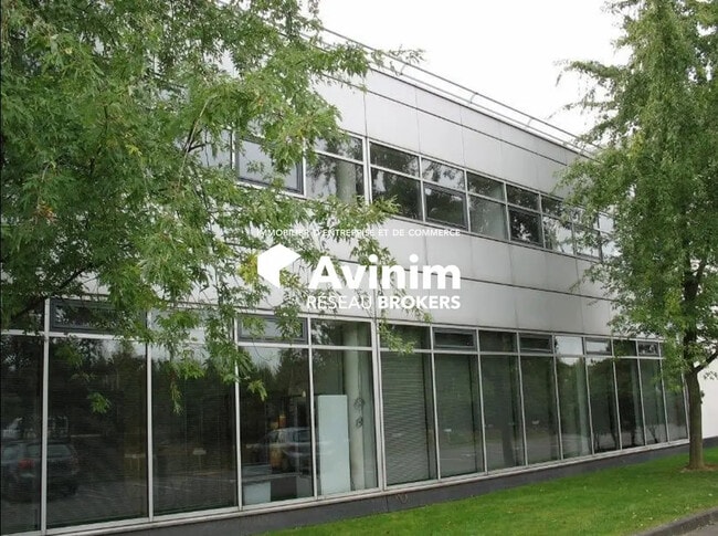 Plus de détails pour Bureau, Industriel/Logistique à louer