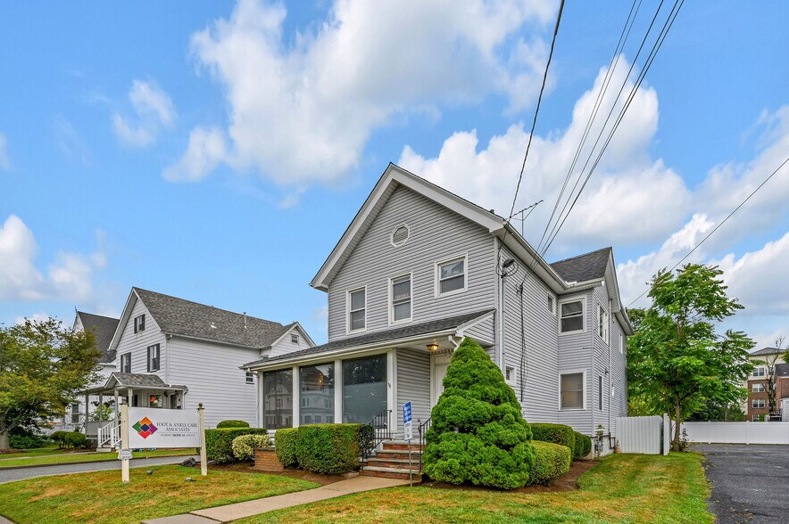 46 E Somerset St, Raritan, NJ à vendre - Photo de l’immeuble – Image 3 sur 32