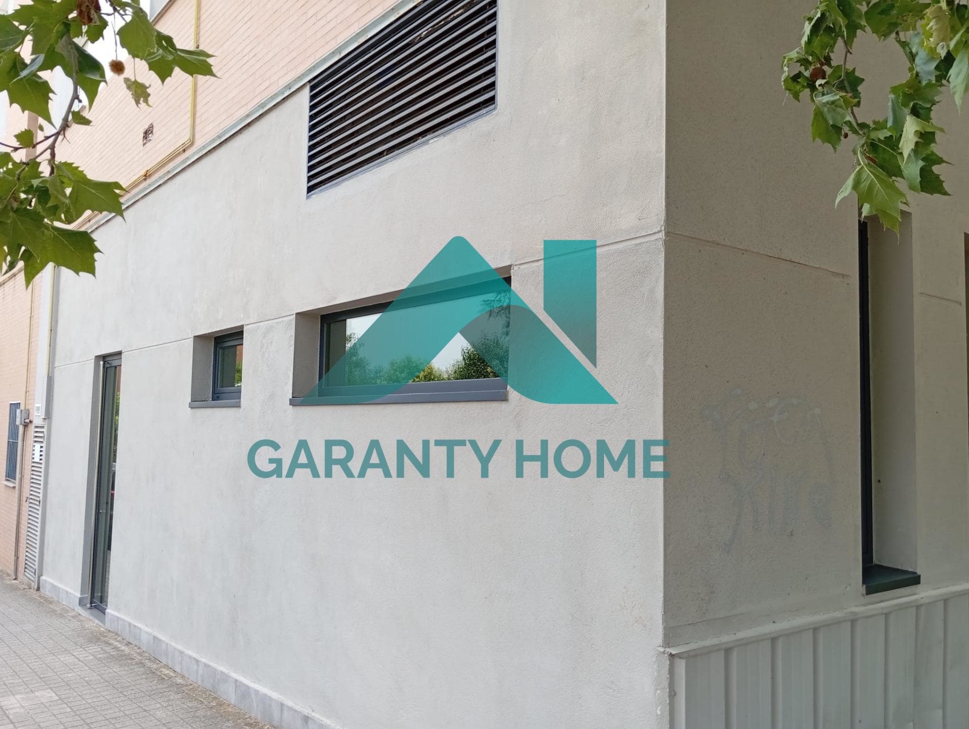 Bureaux/Local commercial dans Cáceres, Cáceres à louer Photo intérieure– Image 1 sur 5