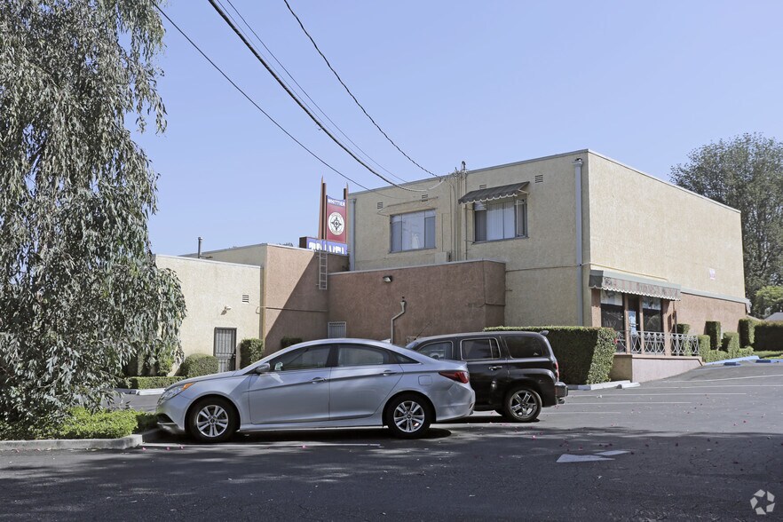 11142-11148 Whittier Blvd, Whittier, CA à vendre - Photo de l’immeuble – Image 2 sur 3