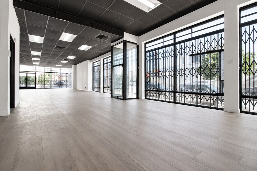 601-609 N Western Ave, Los Angeles, CA à louer - Photo de l’immeuble – Image 1 sur 14