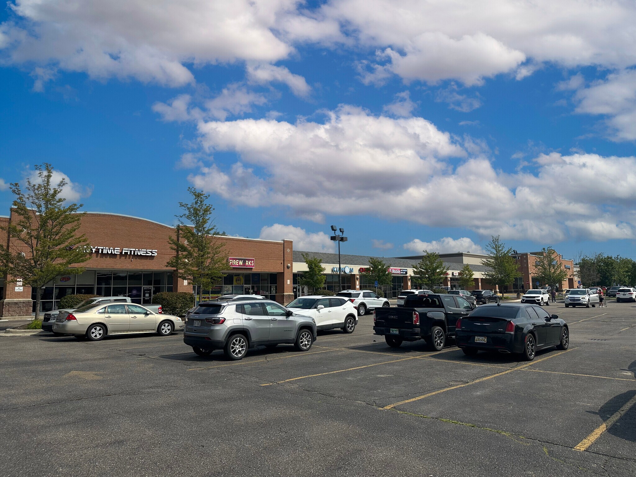 20732-20758 Pontiac Trail Rd, South Lyon, MI à louer Photo principale– Image 1 sur 7