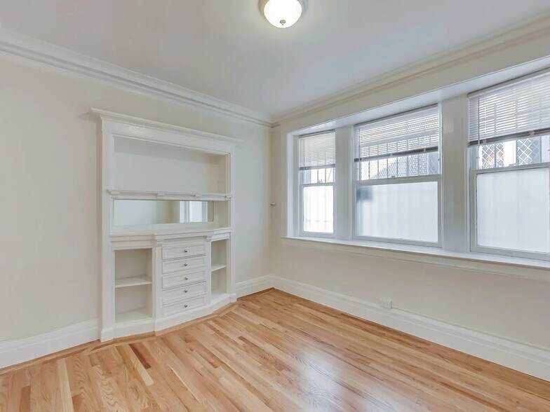 655 Hyde St, San Francisco, CA à vendre - Photo intérieure – Image 3 sur 8