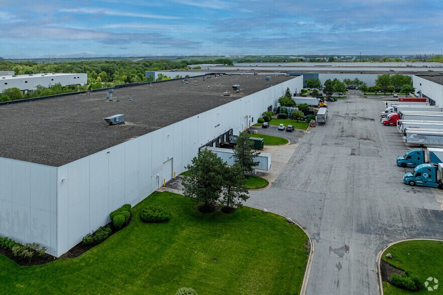 2715 Davey Rd, Woodridge, IL à louer - Photo de l’immeuble – Image 3 sur 4