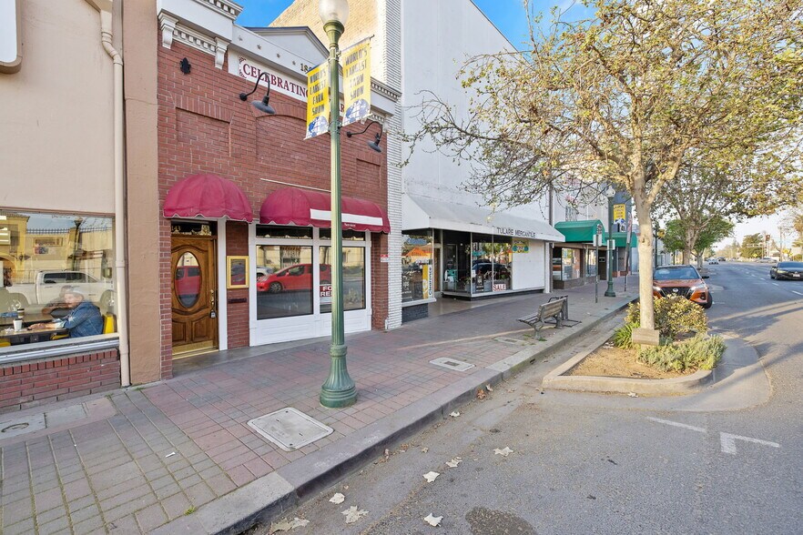 143 E Tulare Ave, Tulare, CA à vendre - Photo de l’immeuble – Image 2 sur 16