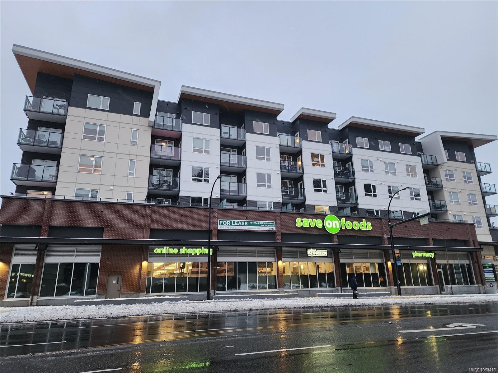 1919 Sooke Rd, Victoria, BC à vendre Photo principale– Image 1 sur 10