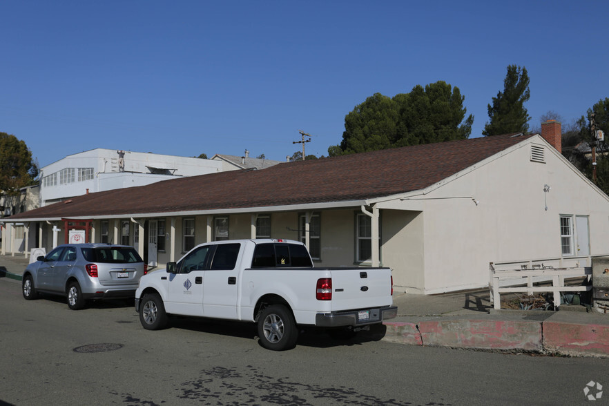 949 Grant St, Benicia, CA à louer - Photo principale – Image 2 sur 2