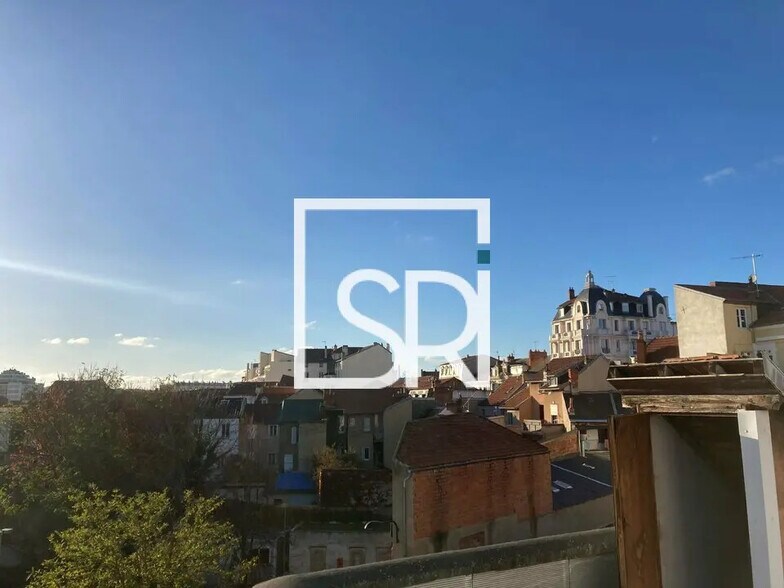 56 Rue De Paris, Vichy à vendre - Photo de l’immeuble – Image 2 sur 10