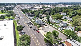 Plus de détails pour 267 Old Country Rd, Carle Place, NY - Local commercial à louer