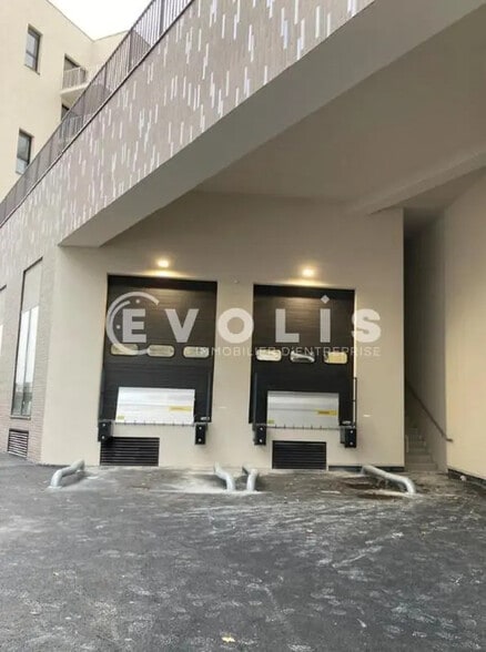 33 Boulevard Du Colonel Fabien, Ivry-sur-Seine à louer - Photo de l’immeuble – Image 2 sur 8