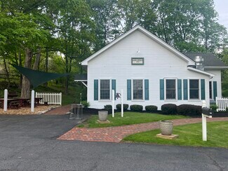 Plus de détails pour 1011 Hoosick Rd, Troy, NY - Bureau à vendre