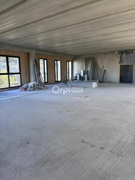 Bureau dans Avignon à vendre - Photo intérieure – Image 2 sur 4
