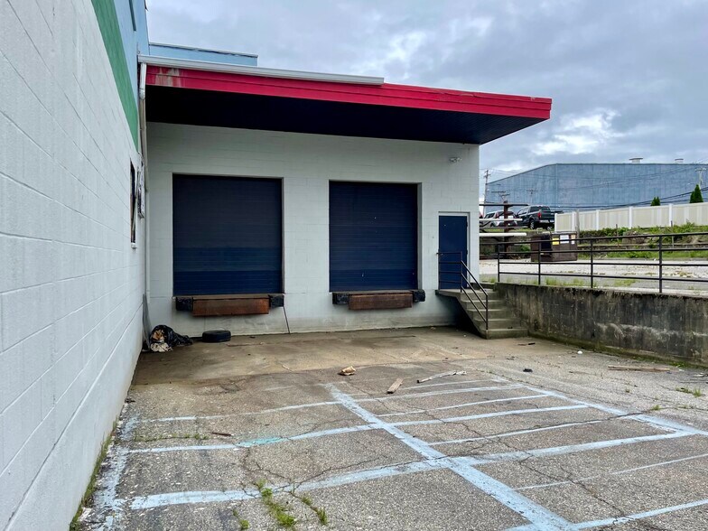 73 River St, Bridgeport, CT à vendre - Photo de l’immeuble – Image 3 sur 18