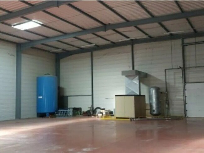 Plus de détails pour Industriel/Logistique à vendre