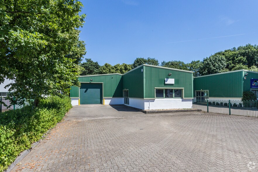 18-19 Gallowhill Rd, Northampton à louer - Photo principale – Image 2 sur 13