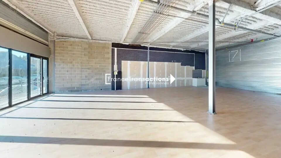 Local commercial dans Auch à louer - Photo de l’immeuble – Image 2 sur 2