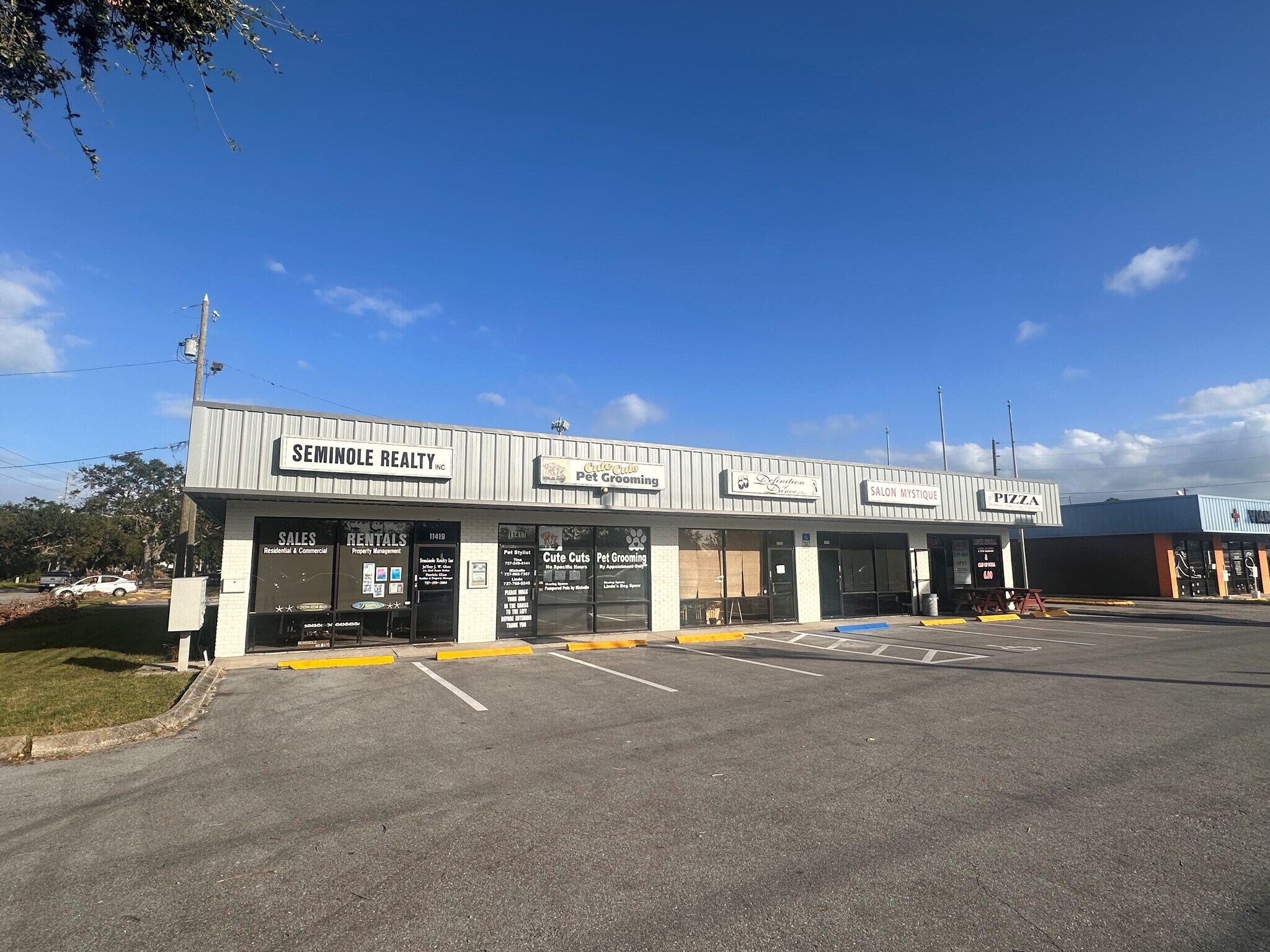 11411 Starkey Rd, Largo, FL à louer Photo principale– Image 1 sur 5
