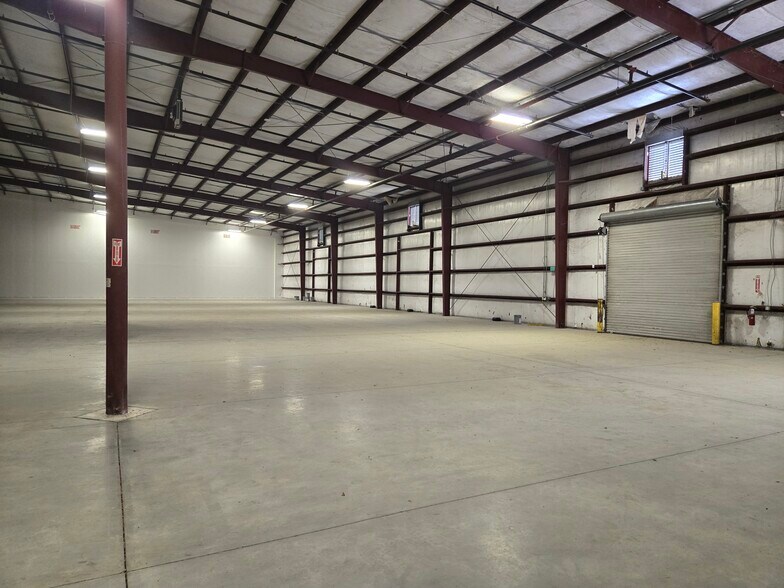 7660 Gainesville Ave, Jacksonville, FL à louer - Photo de l’immeuble – Image 2 sur 15