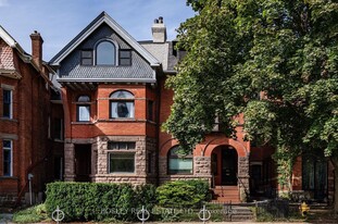 554 Spadina Cres, Toronto ON - immobilier d'entreprise