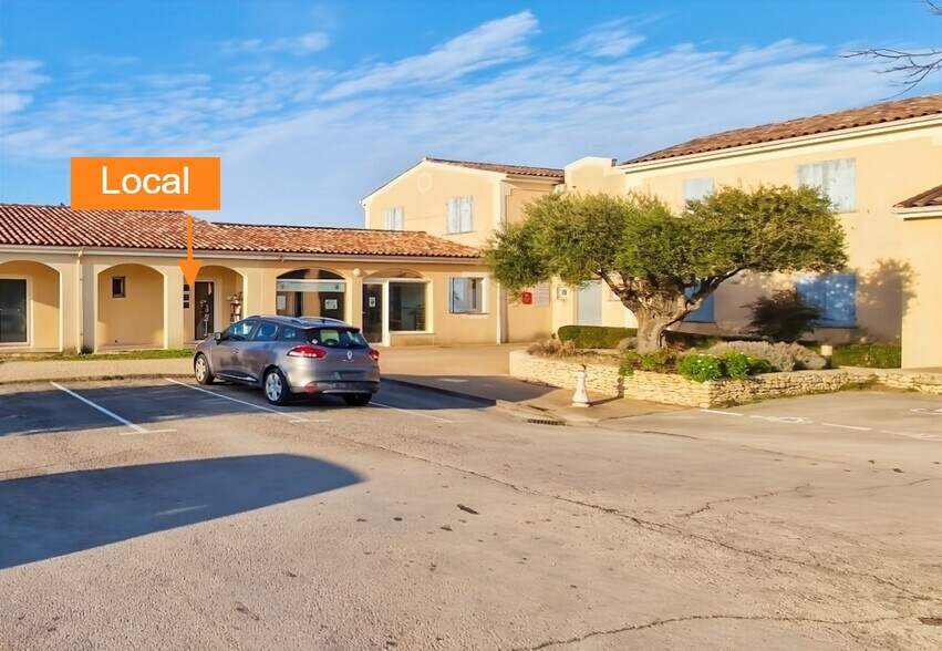 Local commercial dans Saint-Siffret à louer - Photo de l’immeuble – Image 1 sur 6