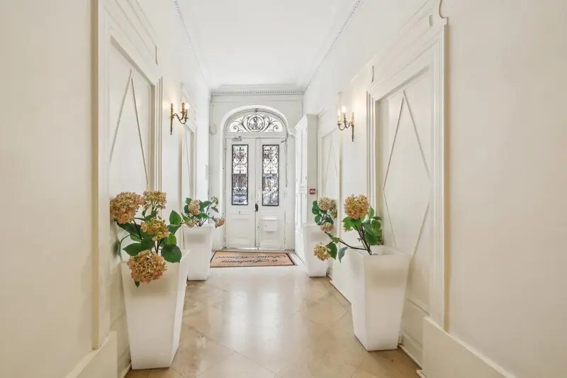 6 Rue Du Faubourg Saint-Honoré, Paris à louer - Photo intérieure – Image 3 sur 14