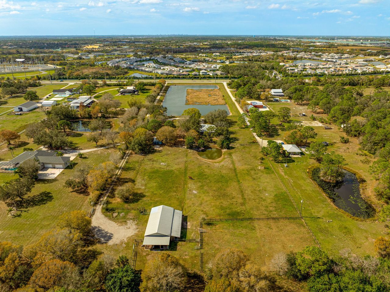 2250 Lorraine Rd, Sarasota, FL à vendre Photo de l’immeuble– Image 1 sur 7