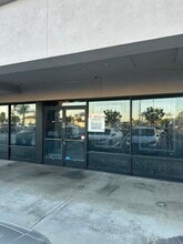 7810-7932 Norwalk Blvd, Whittier, CA à louer Photo de l’immeuble– Image 2 sur 57