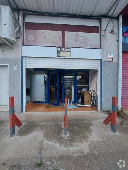 Industriel/Logistique dans Ajalvir, Madrid à vendre - Photo de l’immeuble – Image 2 sur 7