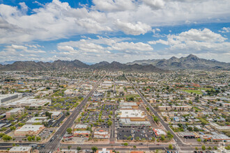 8911 N Central Ave, Phoenix, AZ - VUE AÉRIENNE  vue de carte - Image1