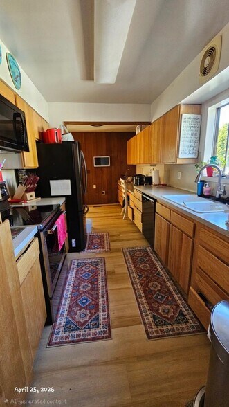 490 Walnut Ln, Eugene, OR à vendre - Photo intérieure – Image 3 sur 4