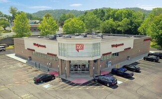 Plus de détails pour 2412 W State St, Bristol, TN - Local commercial à vendre