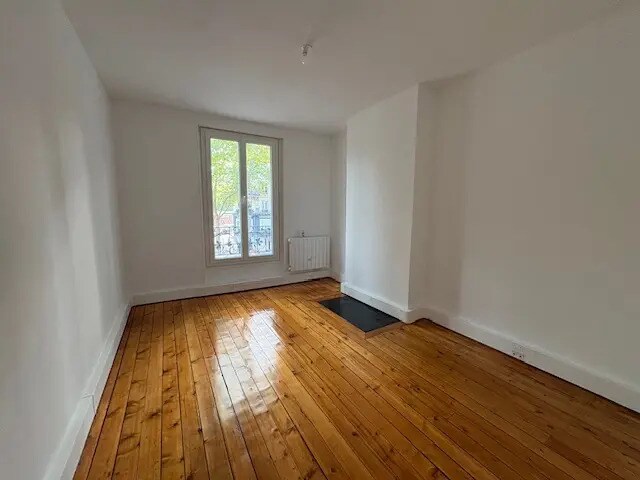 Bureau dans Paris à louer Photo de l’immeuble– Image 1 sur 9