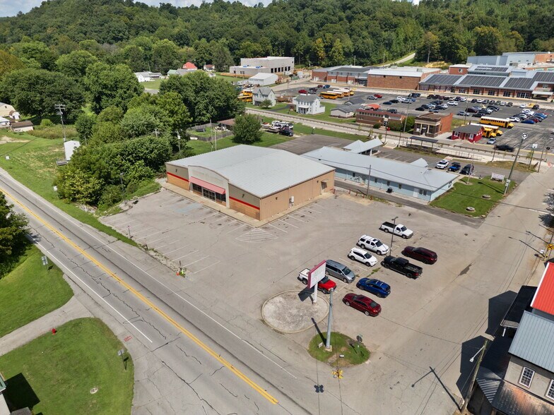 109 W Water St, Borden, IN à vendre - Photo de l’immeuble – Image 2 sur 17