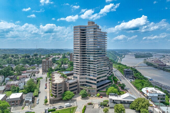 Plus de détails pour 1301 Grandview Ave, Pittsburgh, PA - Bureau à vendre