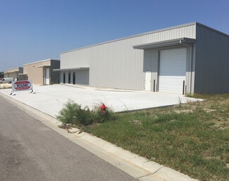 Plus de détails pour 902 Venture ct, Kechi, KS - Local d'activités à louer