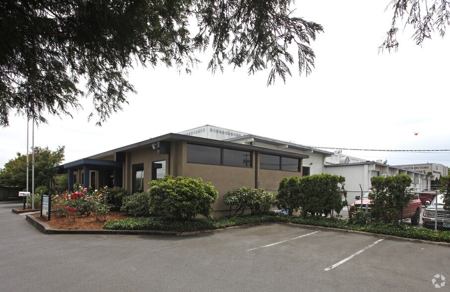 14625-14640 SE 82nd Dr, Clackamas, OR à louer - Photo principale – Image 1 sur 15