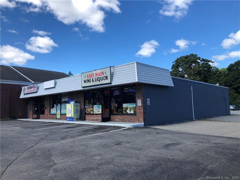 15-19 E Main St, Clinton, CT à vendre - Photo de l’immeuble – Image 2 sur 6