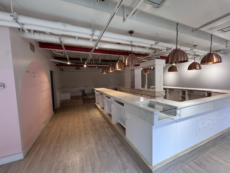 204 Wythe Ave, Brooklyn, NY à louer - Photo de l’immeuble – Image 3 sur 9