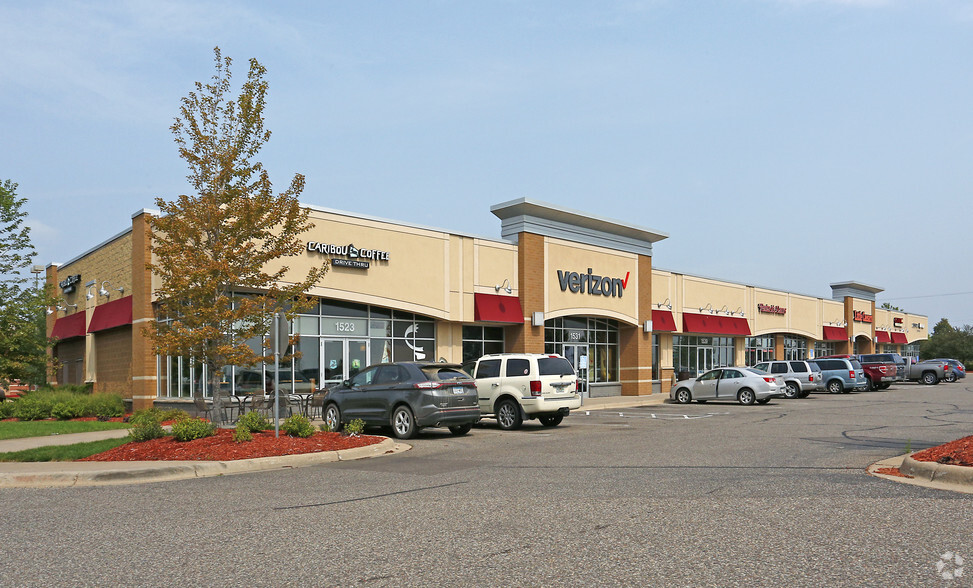 Fenning Ave, Monticello, MN à louer - Photo de l’immeuble – Image 3 sur 10
