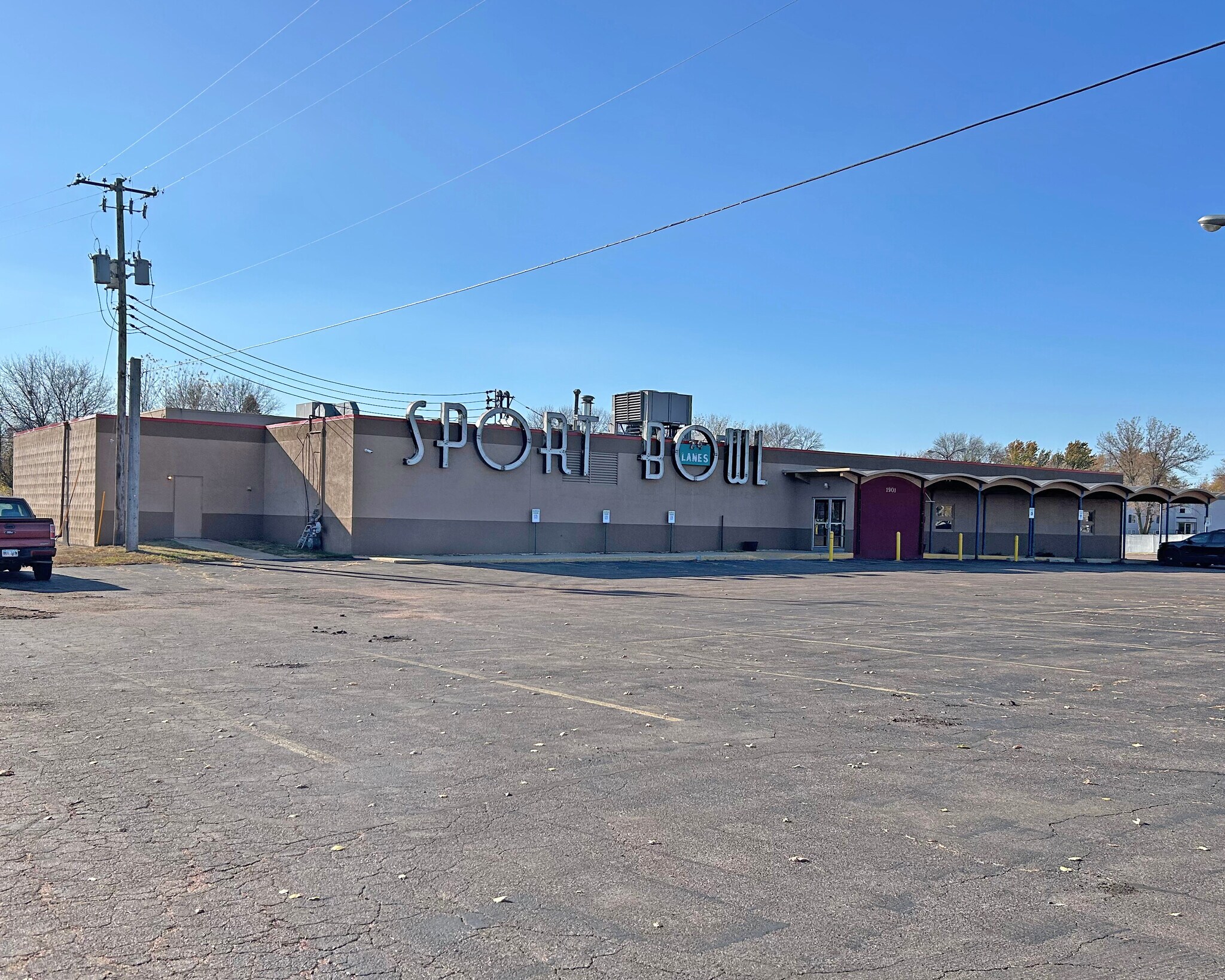 1901 W Burnside St, Sioux Falls, SD à vendre Photo principale– Image 1 sur 15
