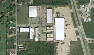 Plus de détails pour 903 Industrial St, Clute, TX - Industriel/Logistique à louer