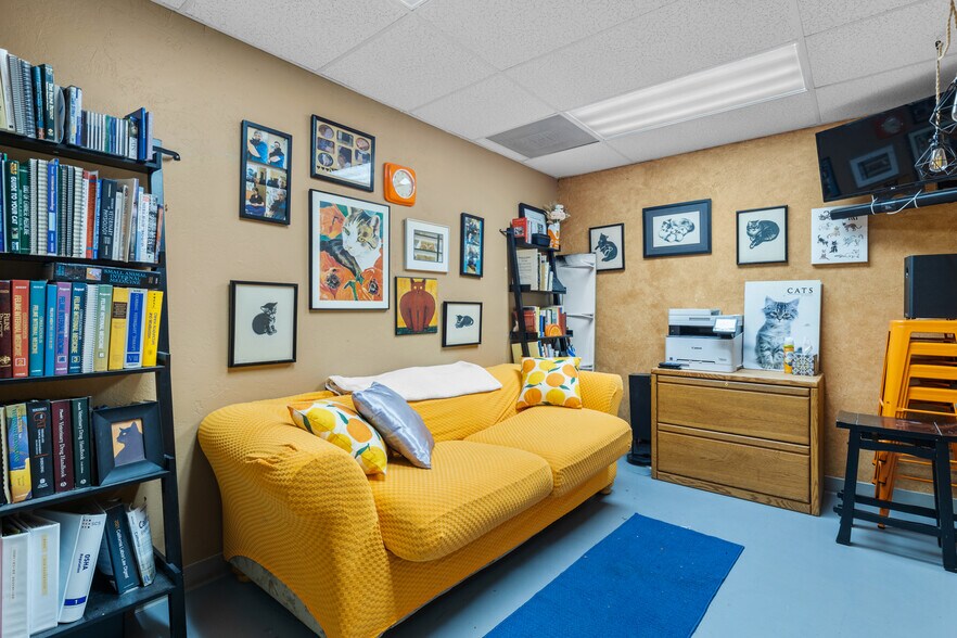 26055 Bouquet Canyon Rd, Santa Clarita, CA à vendre - Photo de l’immeuble – Image 3 sur 27