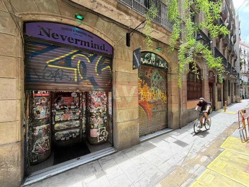 Immeuble residentiel dans Barcelone, Barcelona à vendre Photo de l’immeuble– Image 1 sur 5